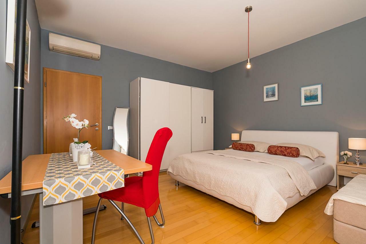 Apartment Old Town With Sea View Split Eksteriør bilde